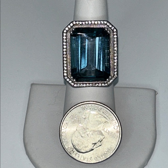 NWOT Genuine Square London Blue Topaz White Topaz Halo  Gemstone Designer Ring - Picture 9 of 9